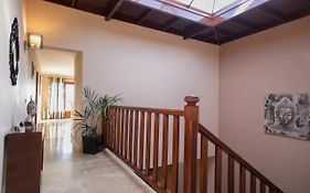 Villa Sea Breeze Ocean View